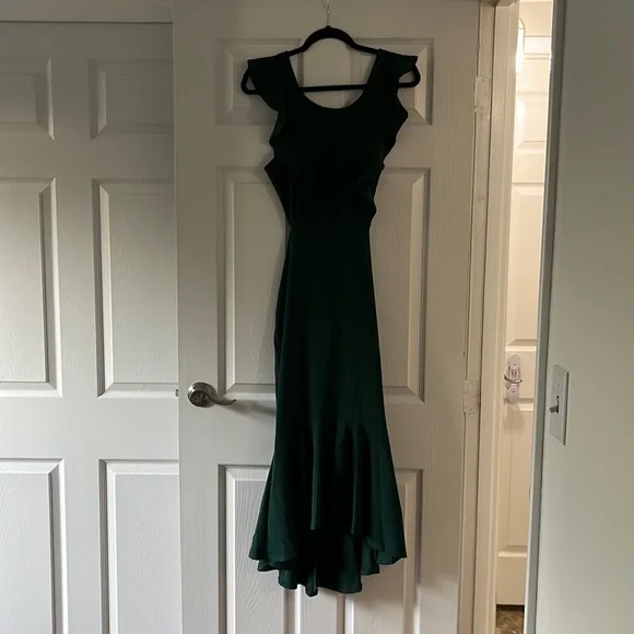 Petal & Pup AVANI DRESS - EMERALD - Picture 2 of 11